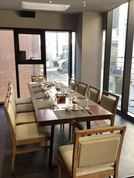 내방역 맛집 비스트로차이 프라이빗 룸 세팅